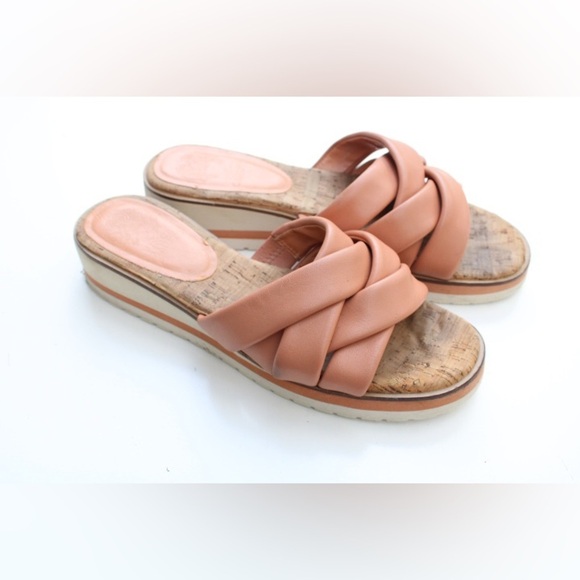 Vince Camuto slide sandals - Picture 1 of 11